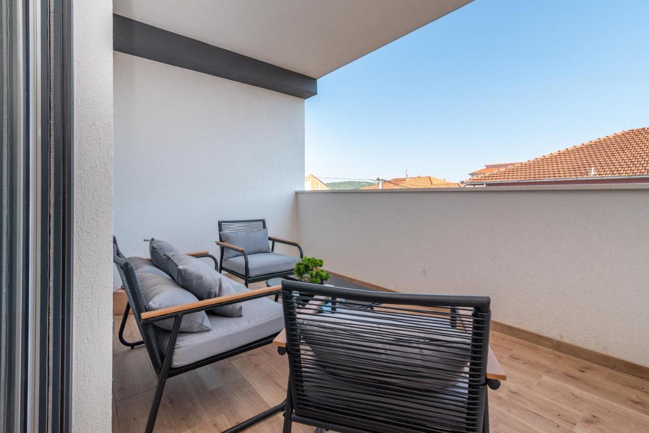 Kamarin Apartment Trogir Exterior foto